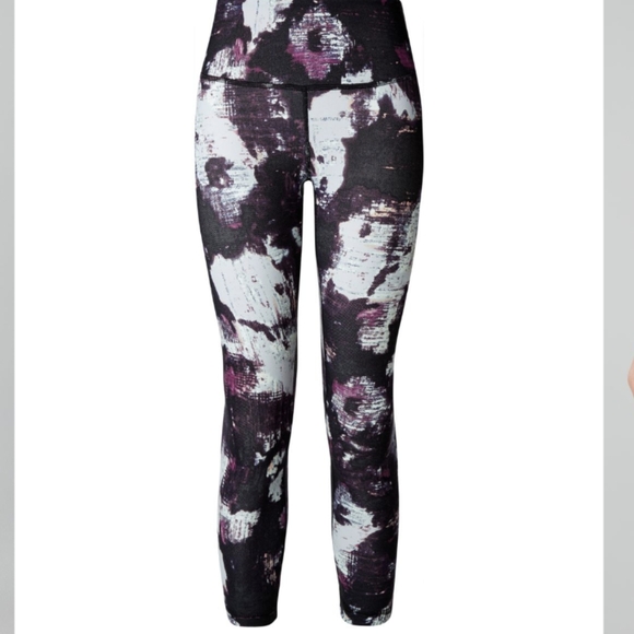 Lululemon Wunder Under Crop III Kara Blossom Multi - Picture 2 of 12